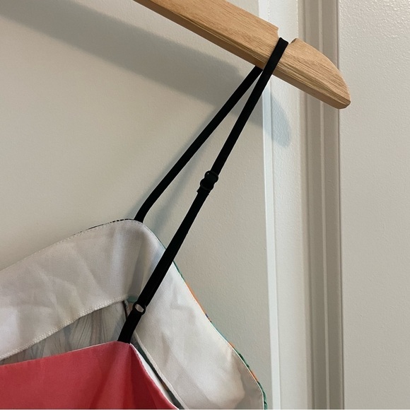 Clover Canyon Multicolor Print Crop Top Floral Leaves Size Small - Picture 5 of 10